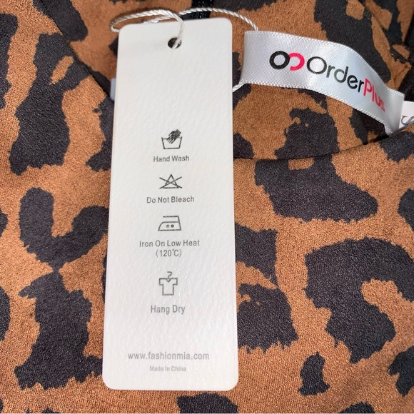 NWT Leopard Top Women Small Cold Shoulder Blouse Brown Suede Brushed Bell Sleeve - Picture 9 of 12